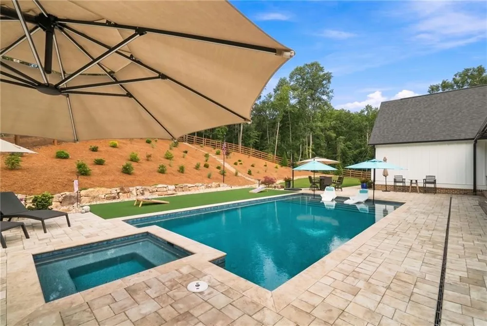 145 London Road Ball Ground, GA 30107