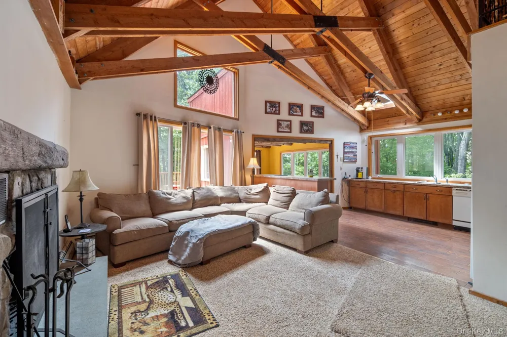 567 Cotton Hill Rd Middleburgh NY Call Listing Agent, NY 12122