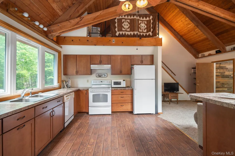 567 Cotton Hill Rd Middleburgh NY Call Listing Agent, NY 12122