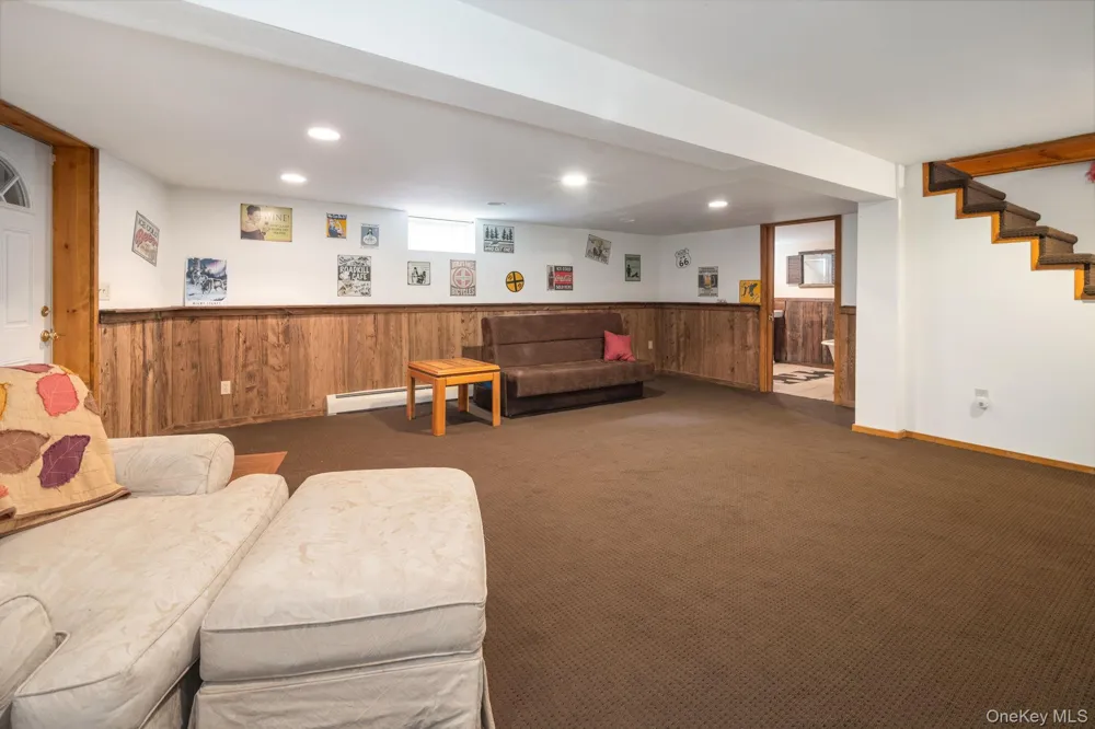 567 Cotton Hill Rd Middleburgh NY Call Listing Agent, NY 12122