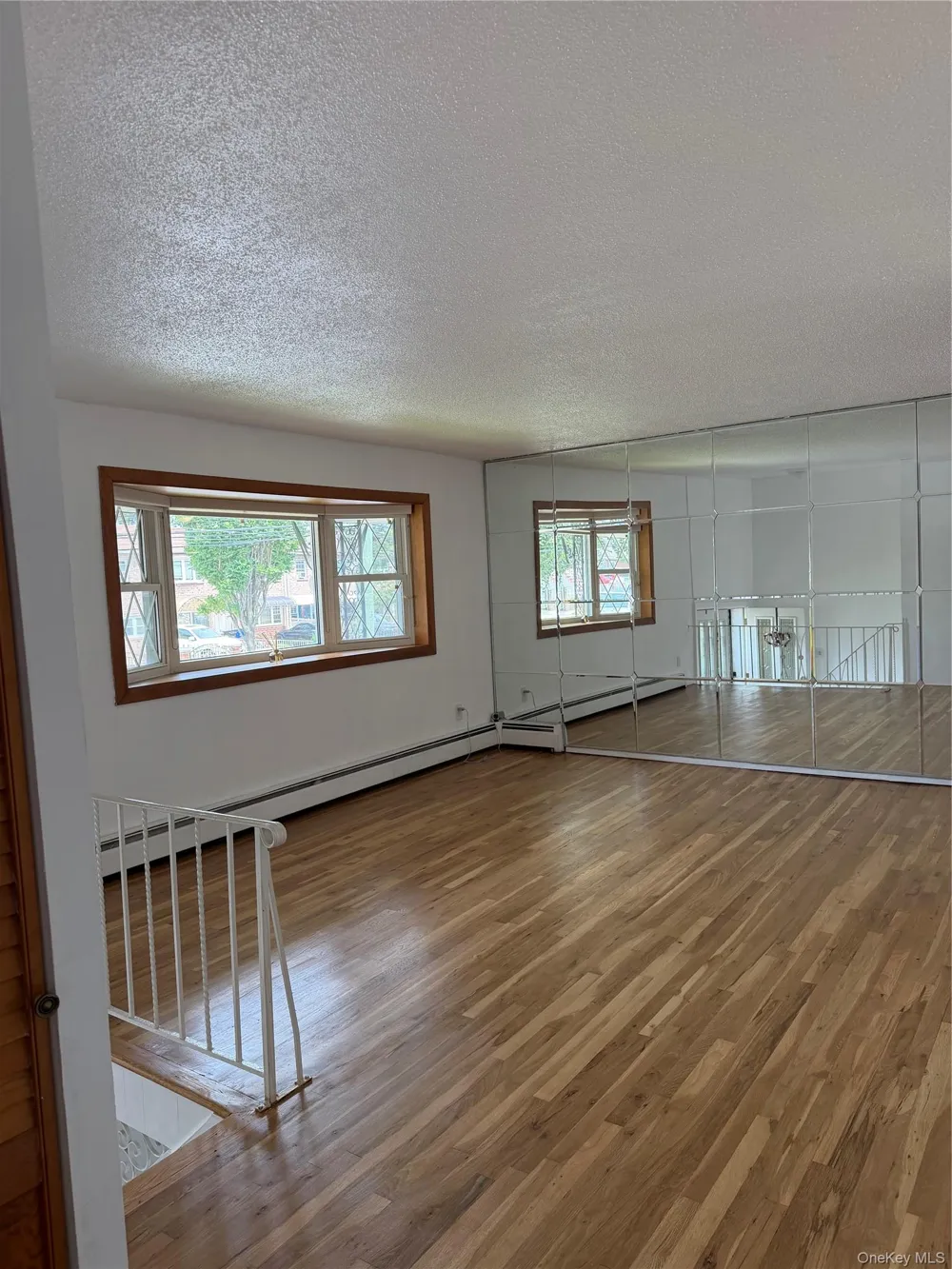 18618 140th Avenue Springfield Gardens, NY 11413