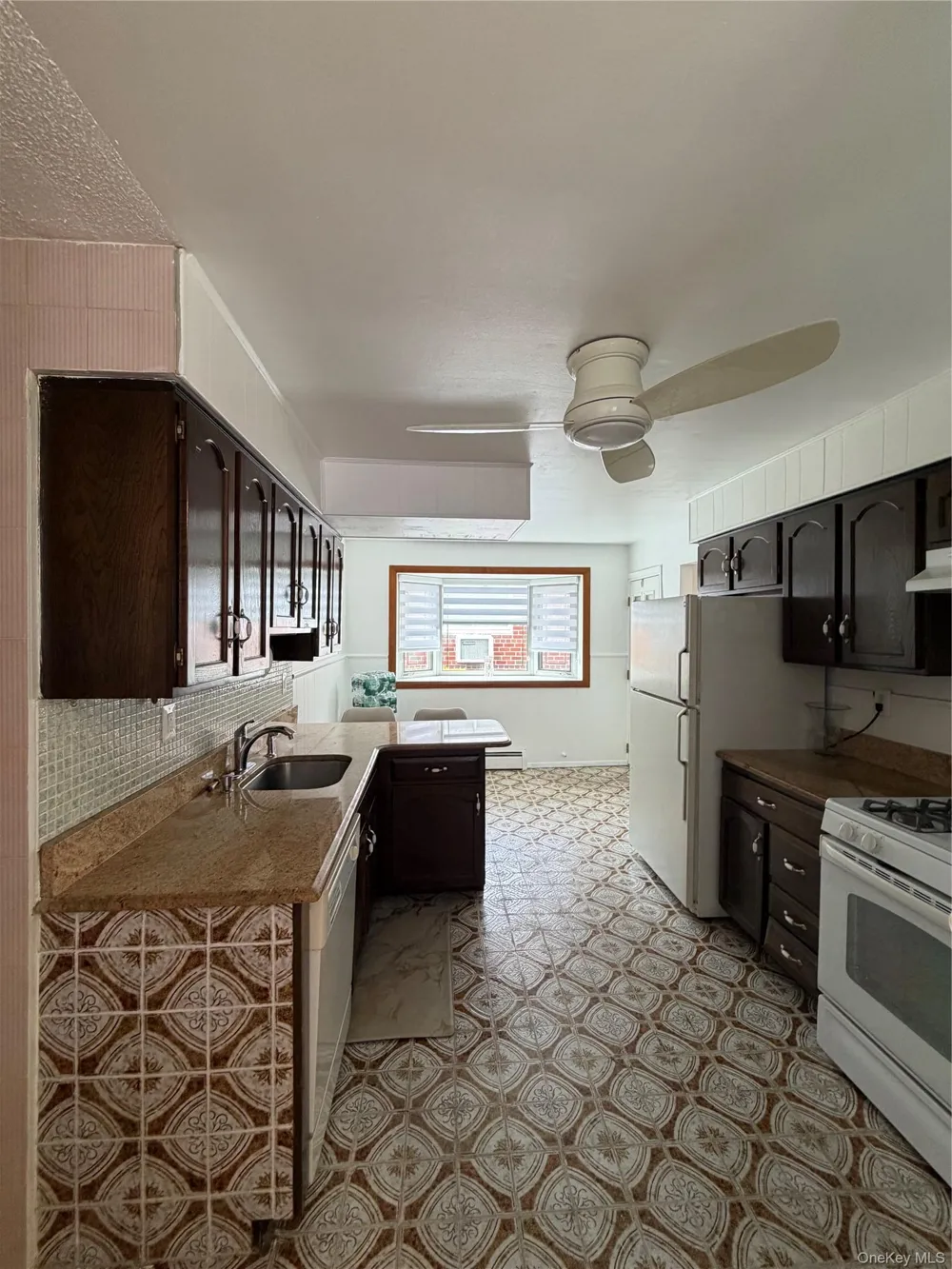 18618 140th Avenue Springfield Gardens, NY 11413