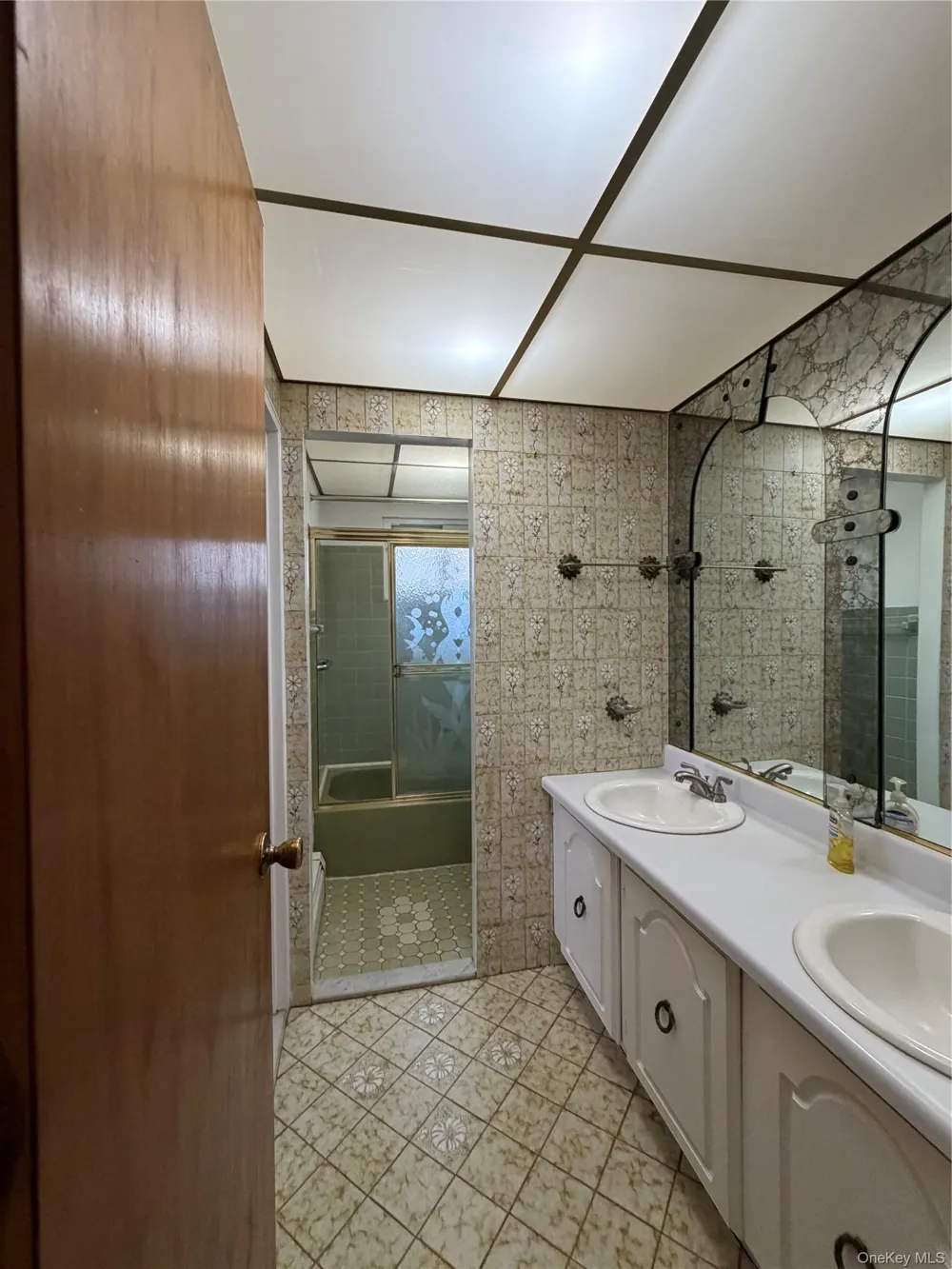 18618 140th Avenue Springfield Gardens, NY 11413