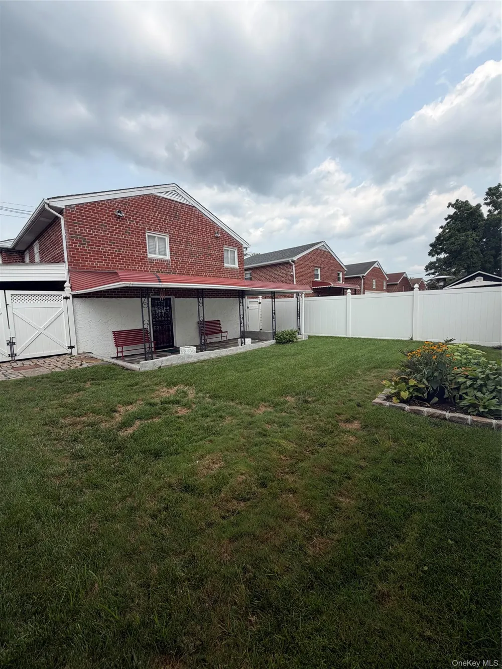 18618 140th Avenue Springfield Gardens, NY 11413