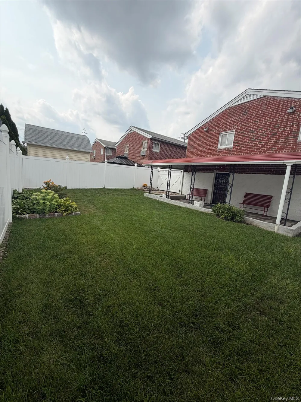 18618 140th Avenue Springfield Gardens, NY 11413