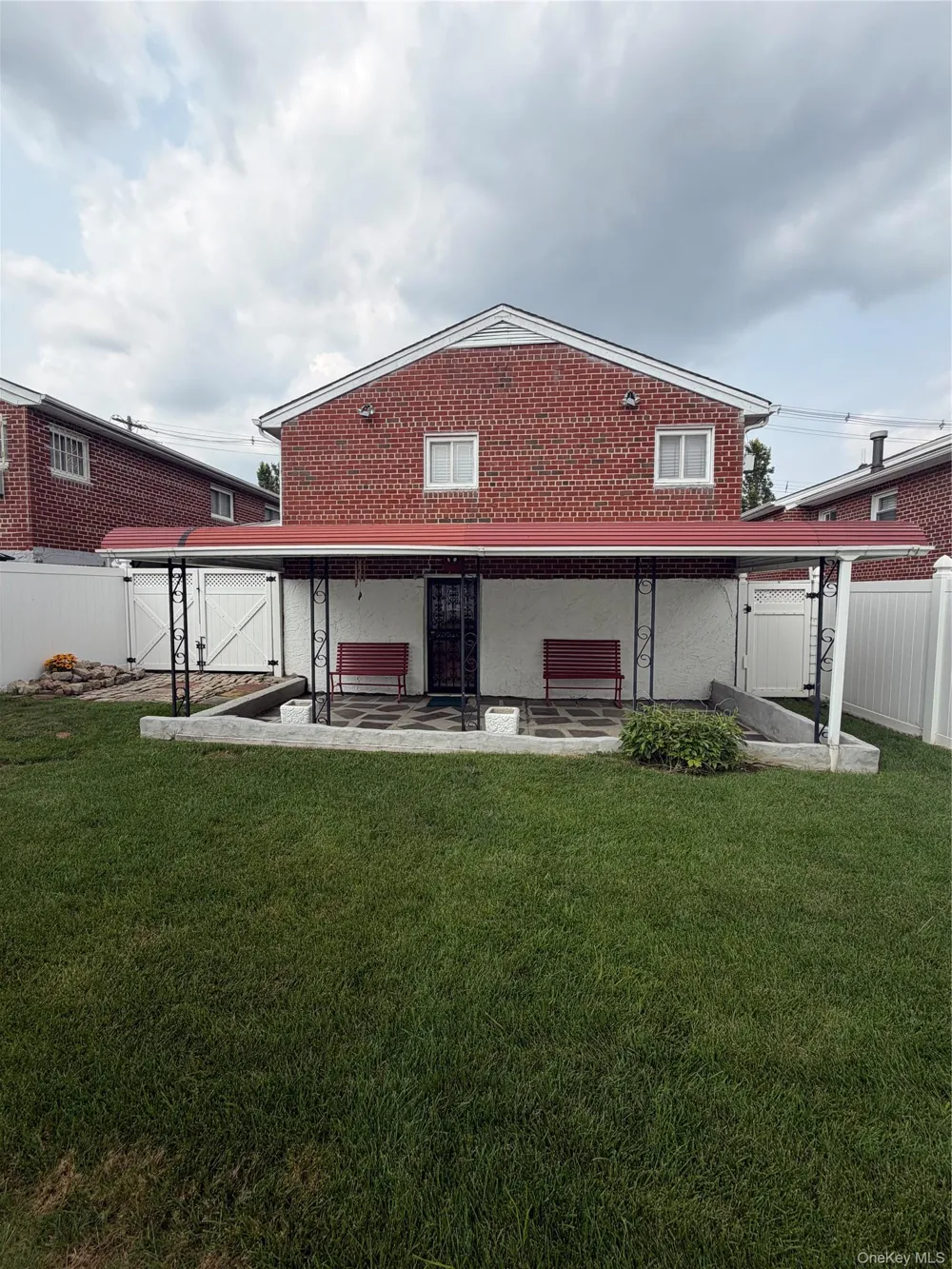 18618 140th Avenue Springfield Gardens, NY 11413