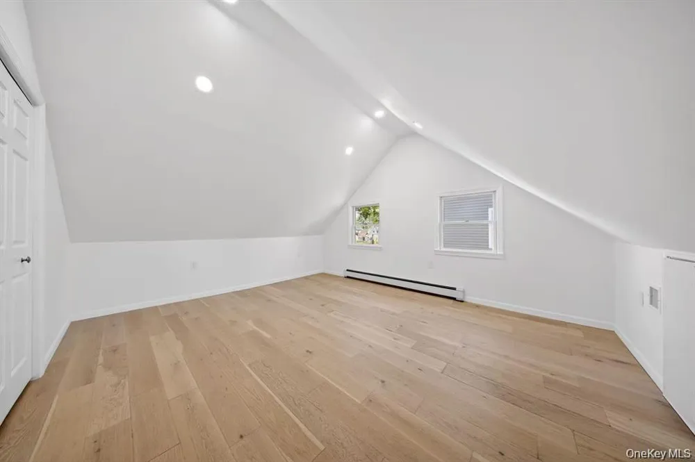 84 Cornflower Levittown, NY 11756