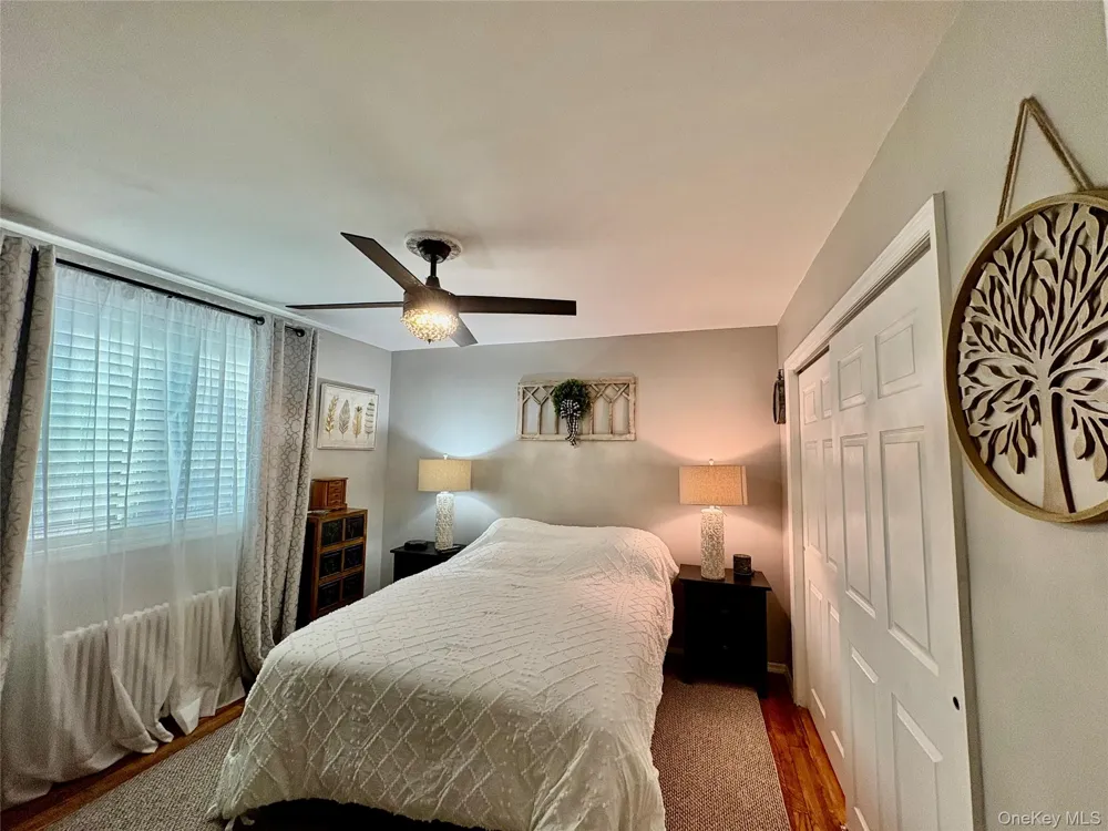 260-08 74th Avenue #2nd Floor Glen Oaks, NY 11004