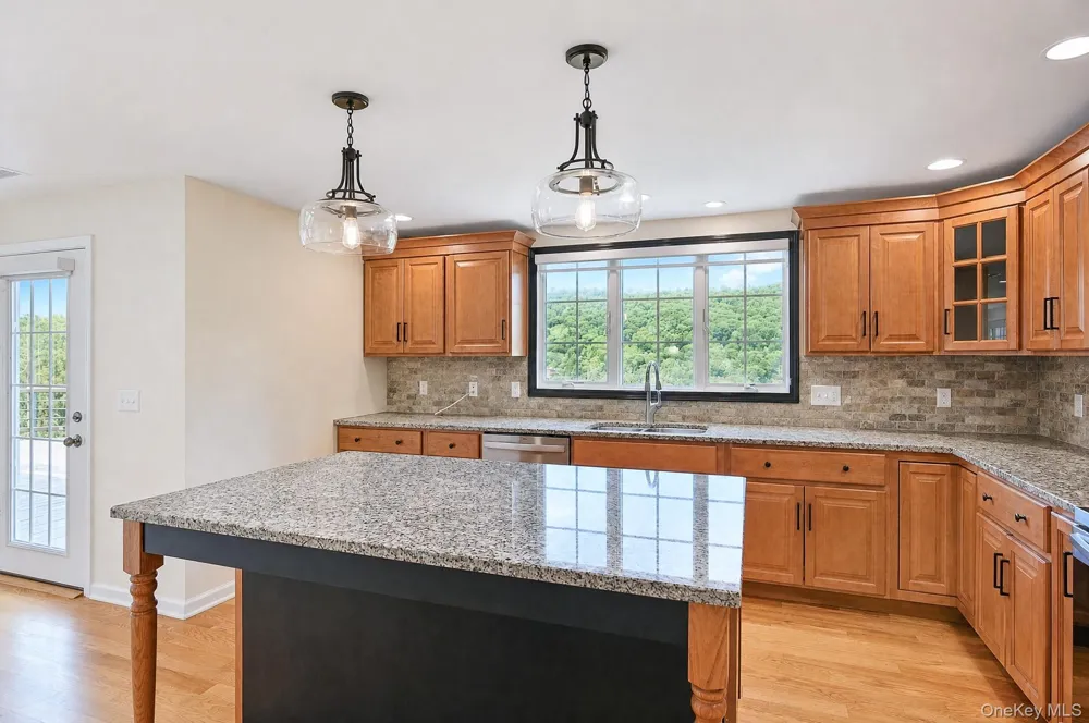 36 Sunset New Fairfield, CT Trail New Fairfield, NY 06812