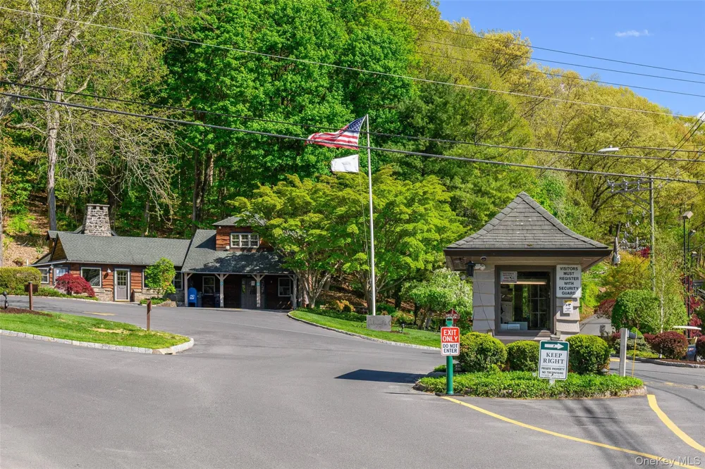 36 Sunset New Fairfield, CT Trail New Fairfield, NY 06812