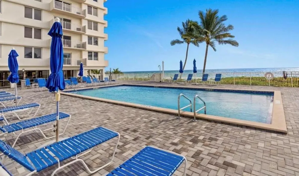 3221 S Ocean Boulevard #405 Highland Beach, FL 33487
