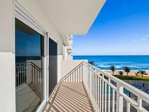 3221 S Ocean Boulevard #405 Highland Beach, FL 33487