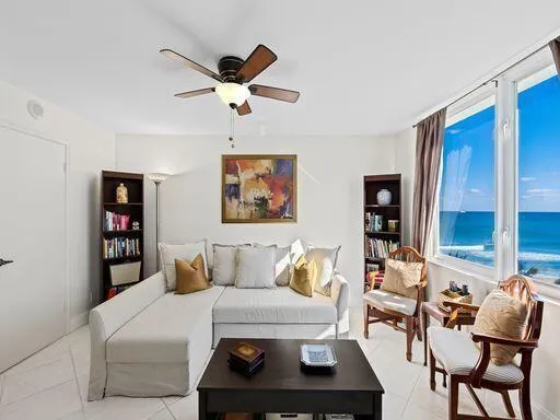 3221 S Ocean Boulevard #405 Highland Beach, FL 33487