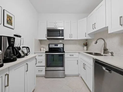 3221 S Ocean Boulevard #405 Highland Beach, FL 33487