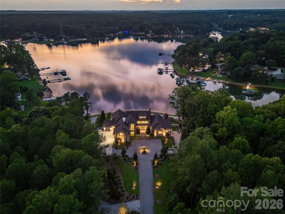 125 Quiet Waters Drive Mooresville, NC 28117