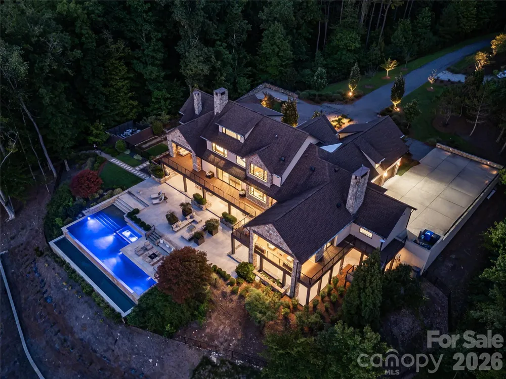 125 Quiet Waters Drive Mooresville, NC 28117