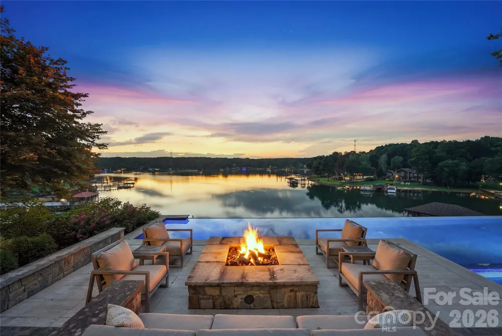 125 Quiet Waters Drive Mooresville, NC 28117
