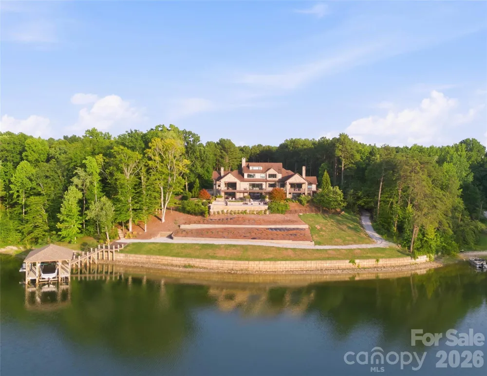 125 Quiet Waters Drive Mooresville, NC 28117