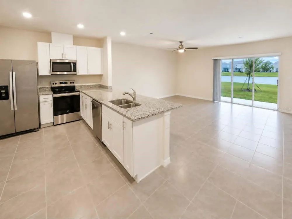 2732 SILVER CANOE DRIVE Edgewater, FL 32141