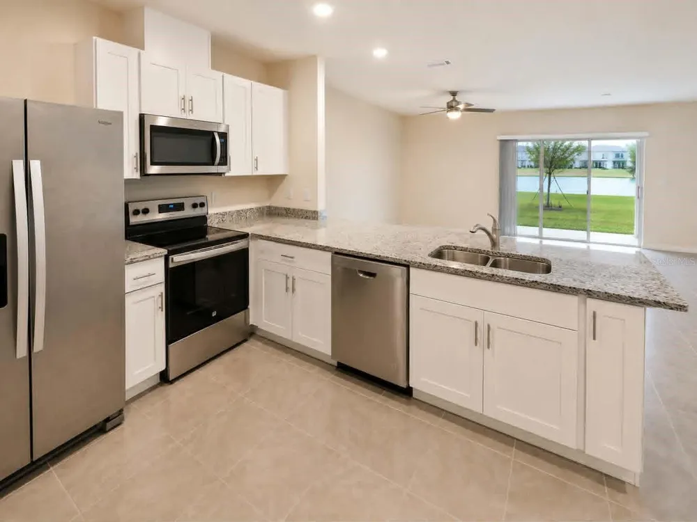 2732 SILVER CANOE DRIVE Edgewater, FL 32141