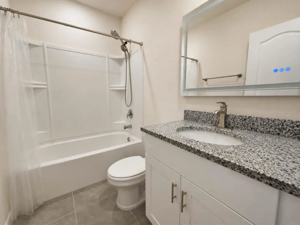 2732 SILVER CANOE DRIVE Edgewater, FL 32141