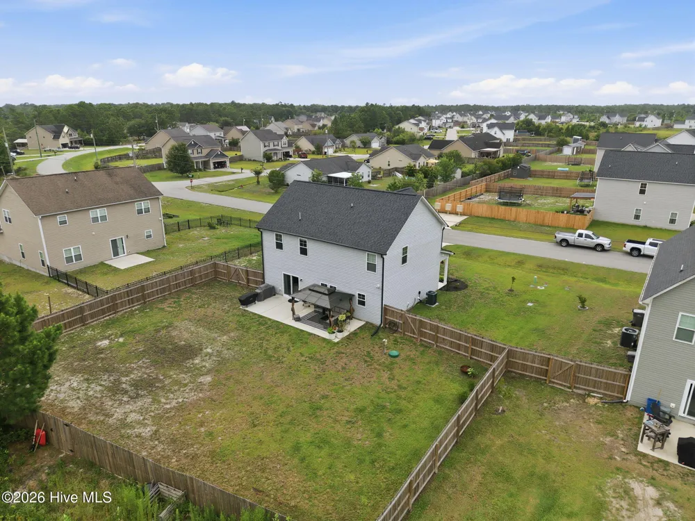 284 E Ivybridge Drive Hubert, NC 28539