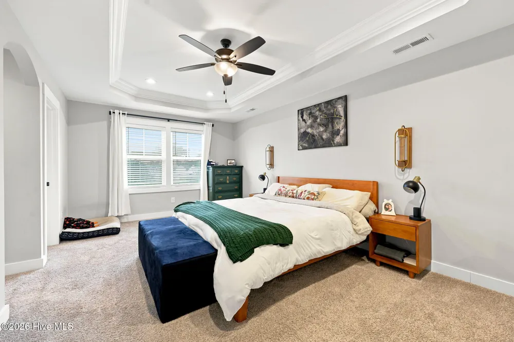284 E Ivybridge Drive Hubert, NC 28539