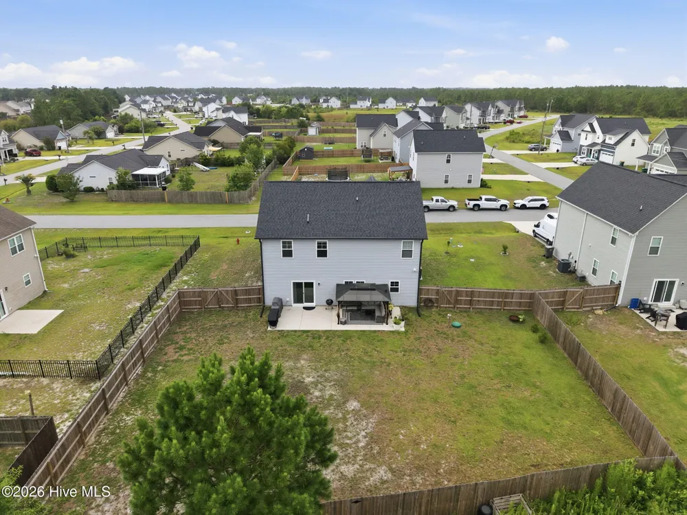 284 E Ivybridge Drive Hubert, NC 28539