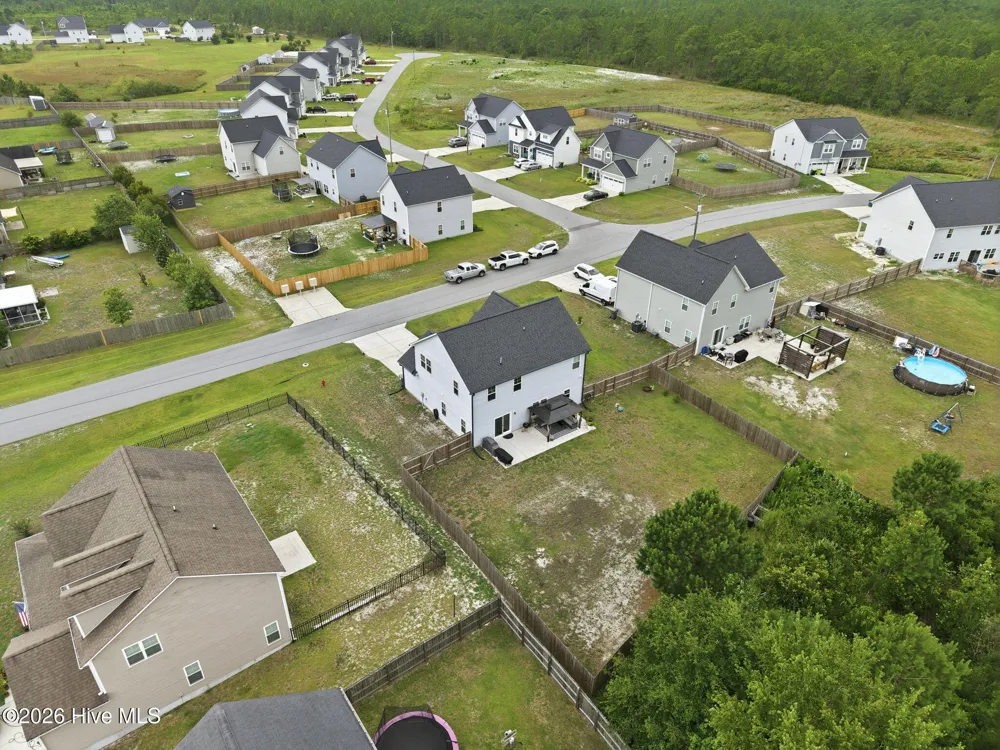 284 E Ivybridge Drive Hubert, NC 28539