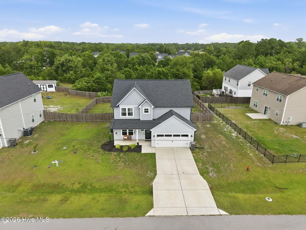 284 E Ivybridge Drive Hubert, NC 28539