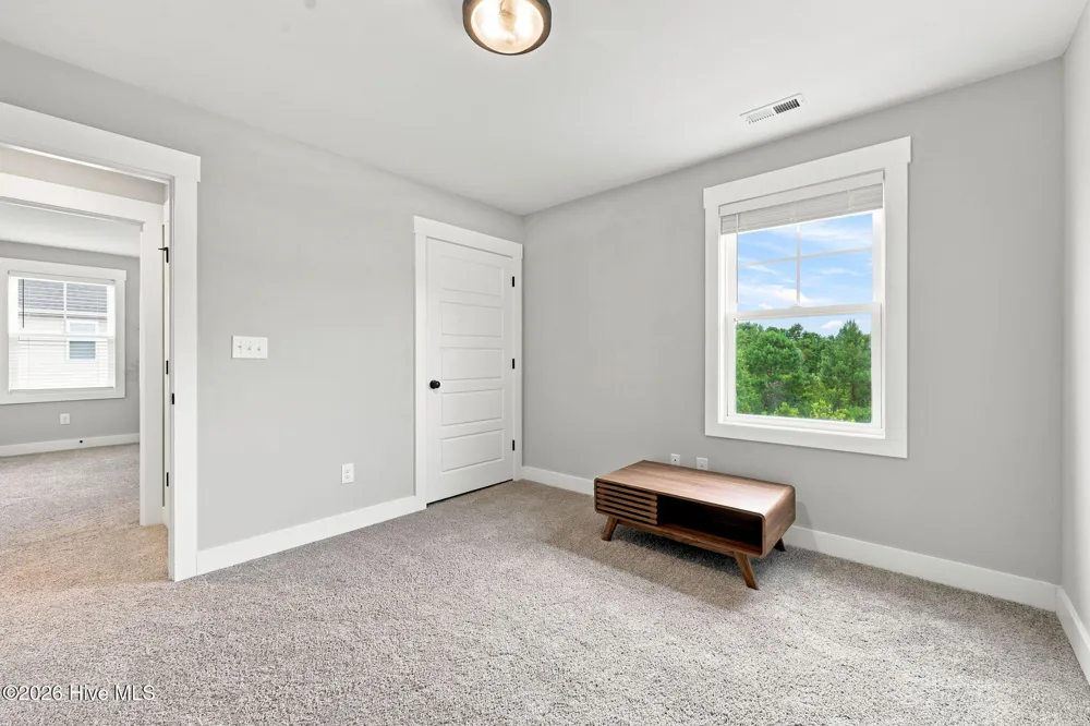 284 E Ivybridge Drive Hubert, NC 28539