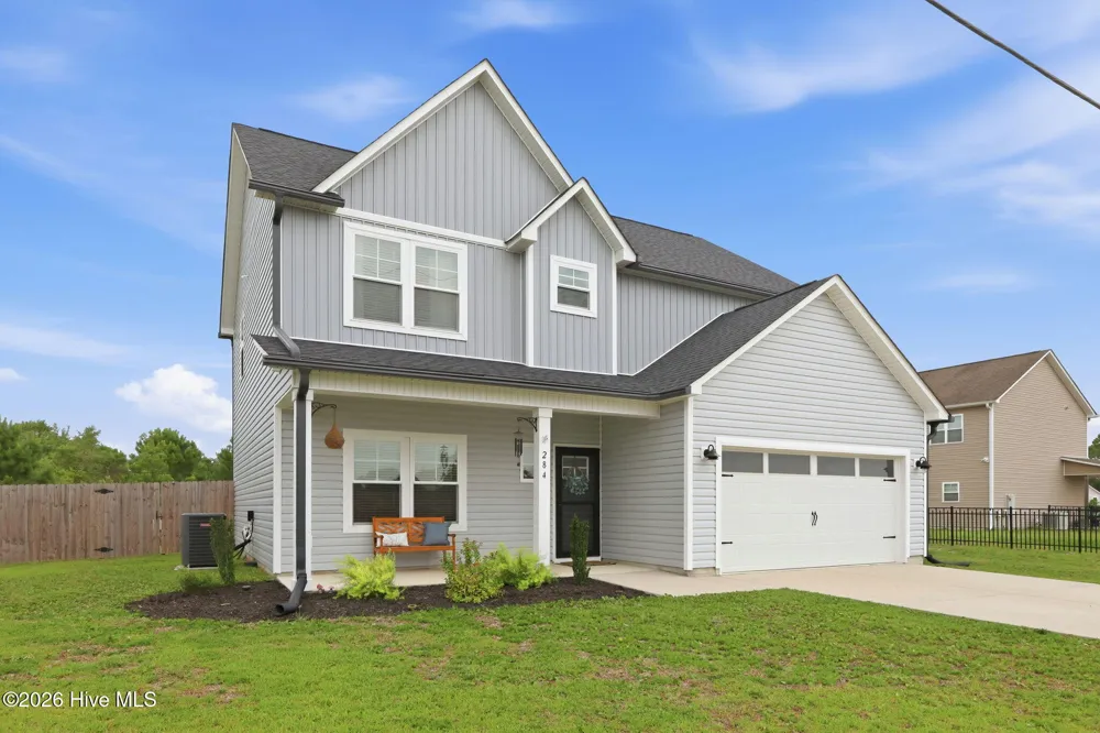 284 E Ivybridge Drive Hubert, NC 28539