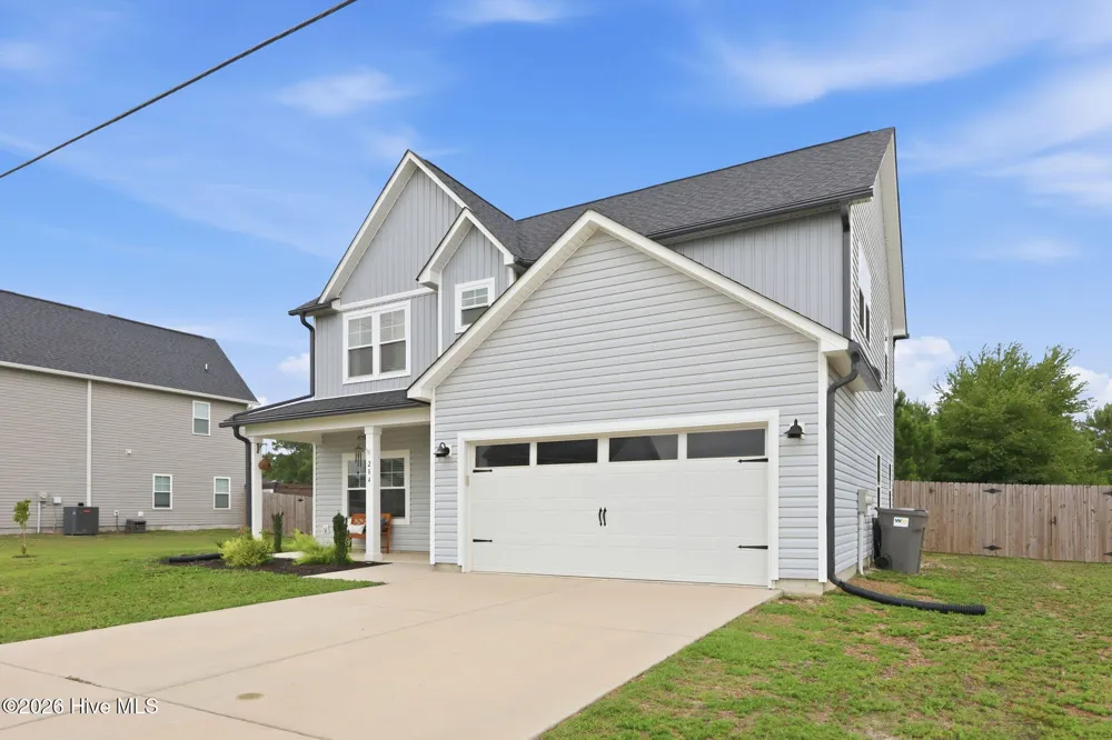 284 E Ivybridge Drive Hubert, NC 28539