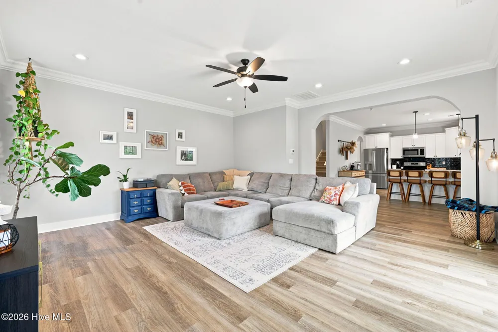 284 E Ivybridge Drive Hubert, NC 28539