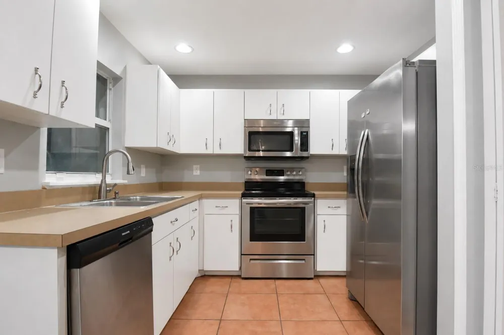 183 HIGHLAND ROAD Tarpon Springs, FL 34689