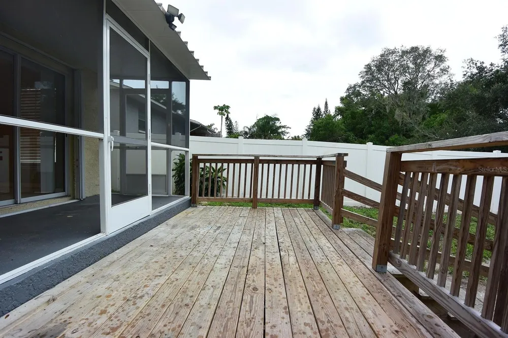 183 HIGHLAND ROAD Tarpon Springs, FL 34689