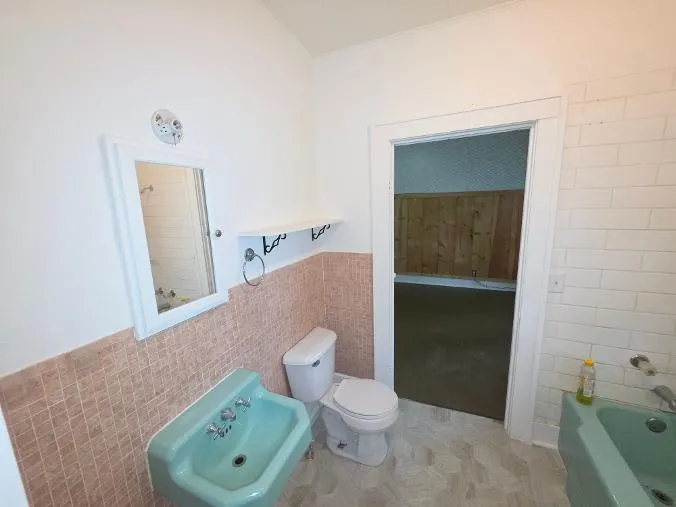 128 S 4th Street Okemah, OK 74859