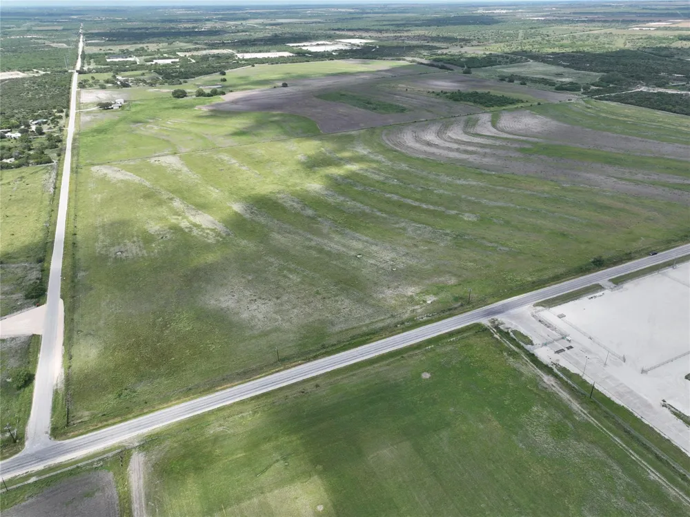 2 Fm 882 Road Kenedy, TX 78119