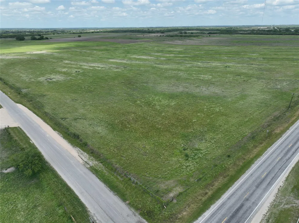 2 Fm 882 Road Kenedy, TX 78119