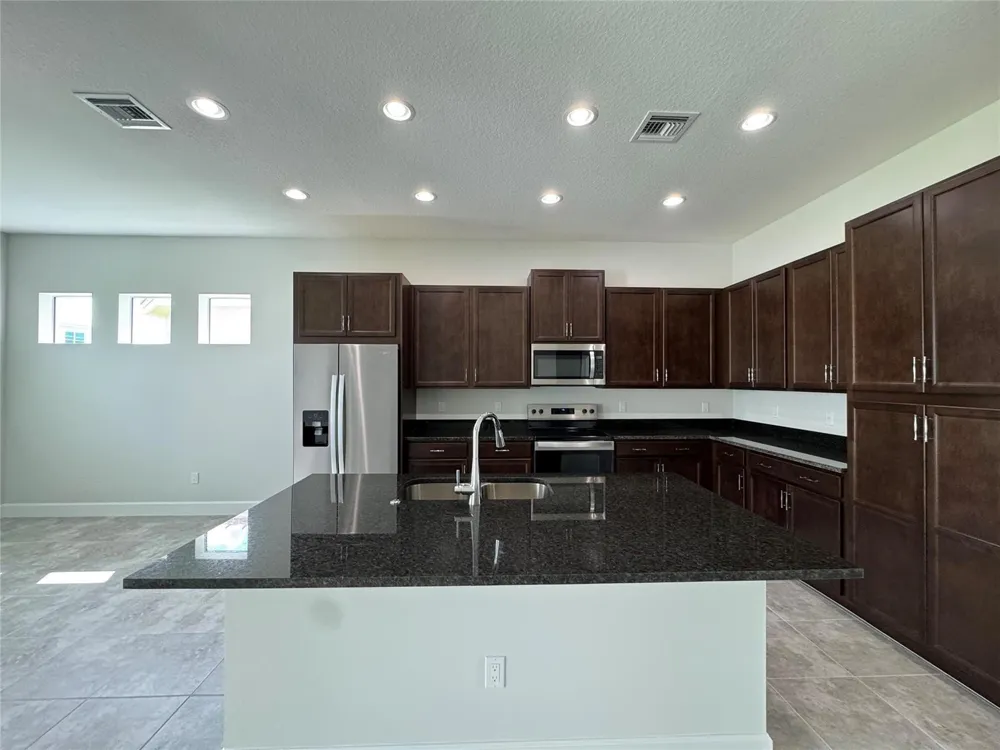 13933 Prickly Cone Cove Westlake, FL 33470