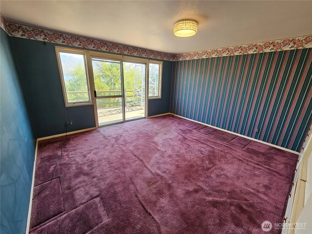 6 Nulton Lane Oroville, WA 98844