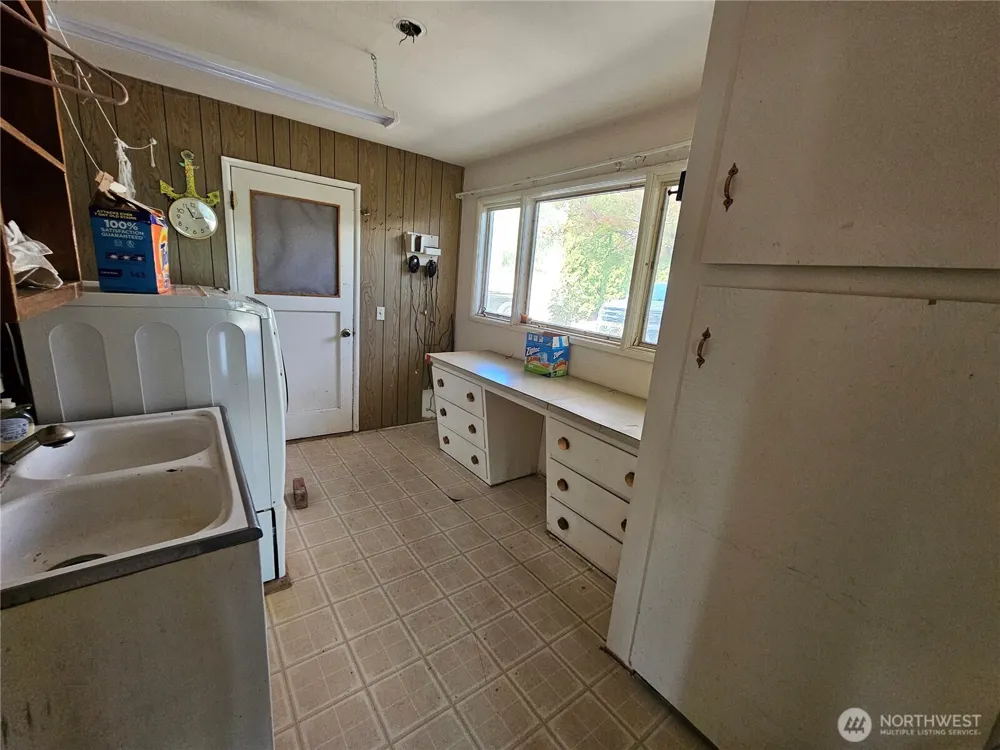 6 Nulton Lane Oroville, WA 98844