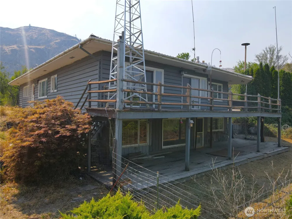 6 Nulton Lane Oroville, WA 98844