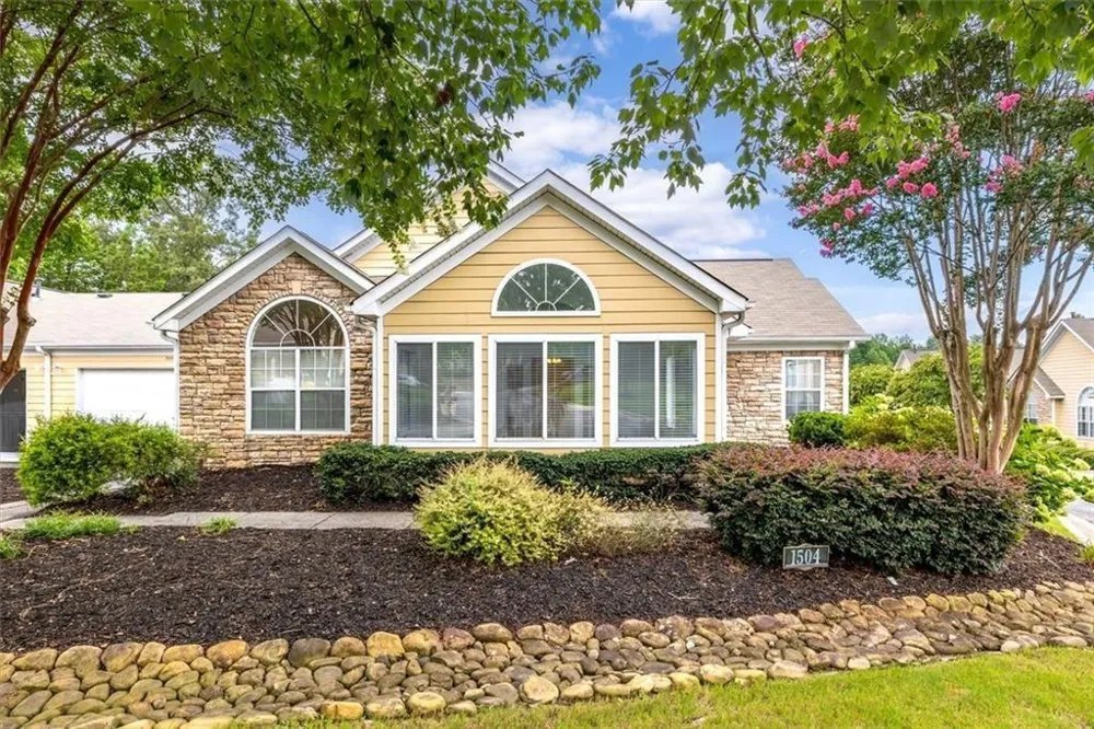 2191 Rockbridge Road #1504 Stone Mountain, GA 30087