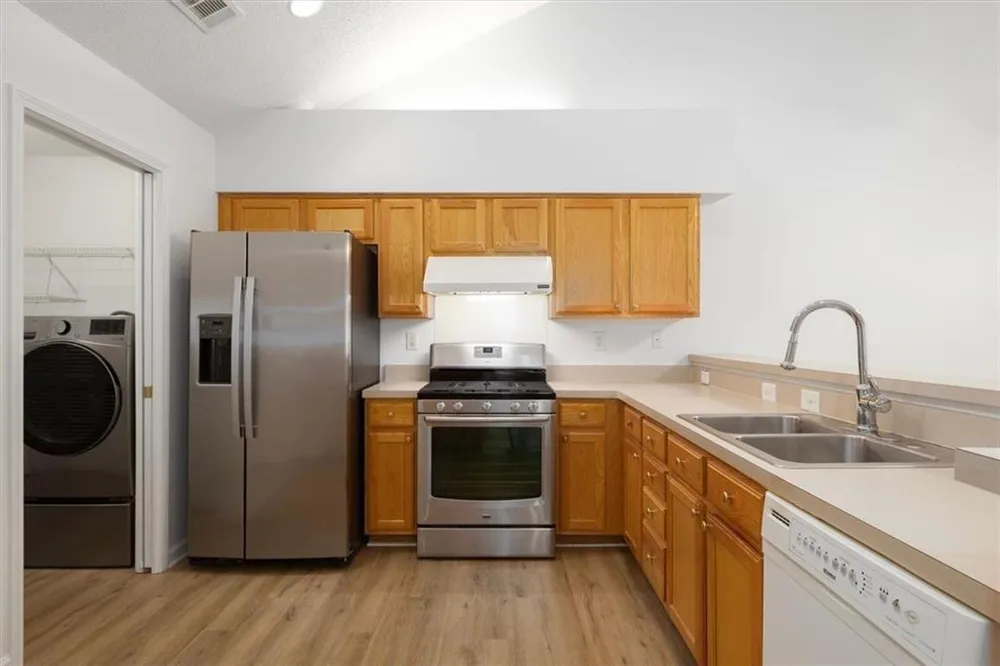 2191 Rockbridge Road #1504 Stone Mountain, GA 30087