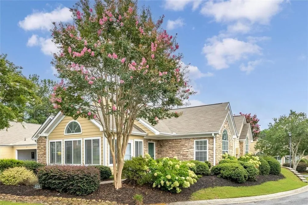 2191 Rockbridge Road #1504 Stone Mountain, GA 30087