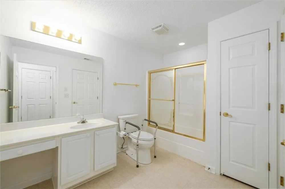 2191 Rockbridge Road #1504 Stone Mountain, GA 30087