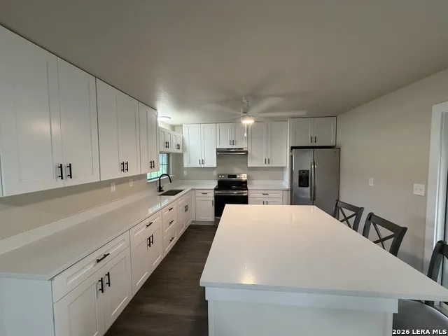 505 NOTTINGHAM DR Poteet, TX 78065