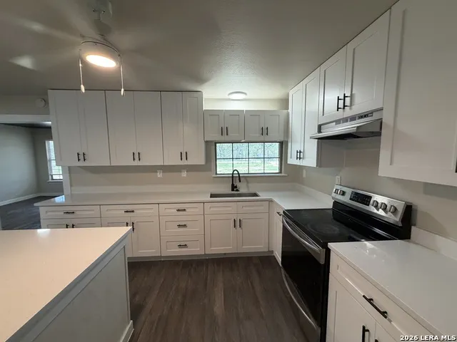505 NOTTINGHAM DR Poteet, TX 78065