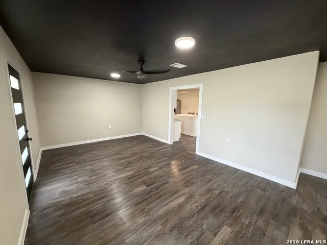 505 NOTTINGHAM DR Poteet, TX 78065